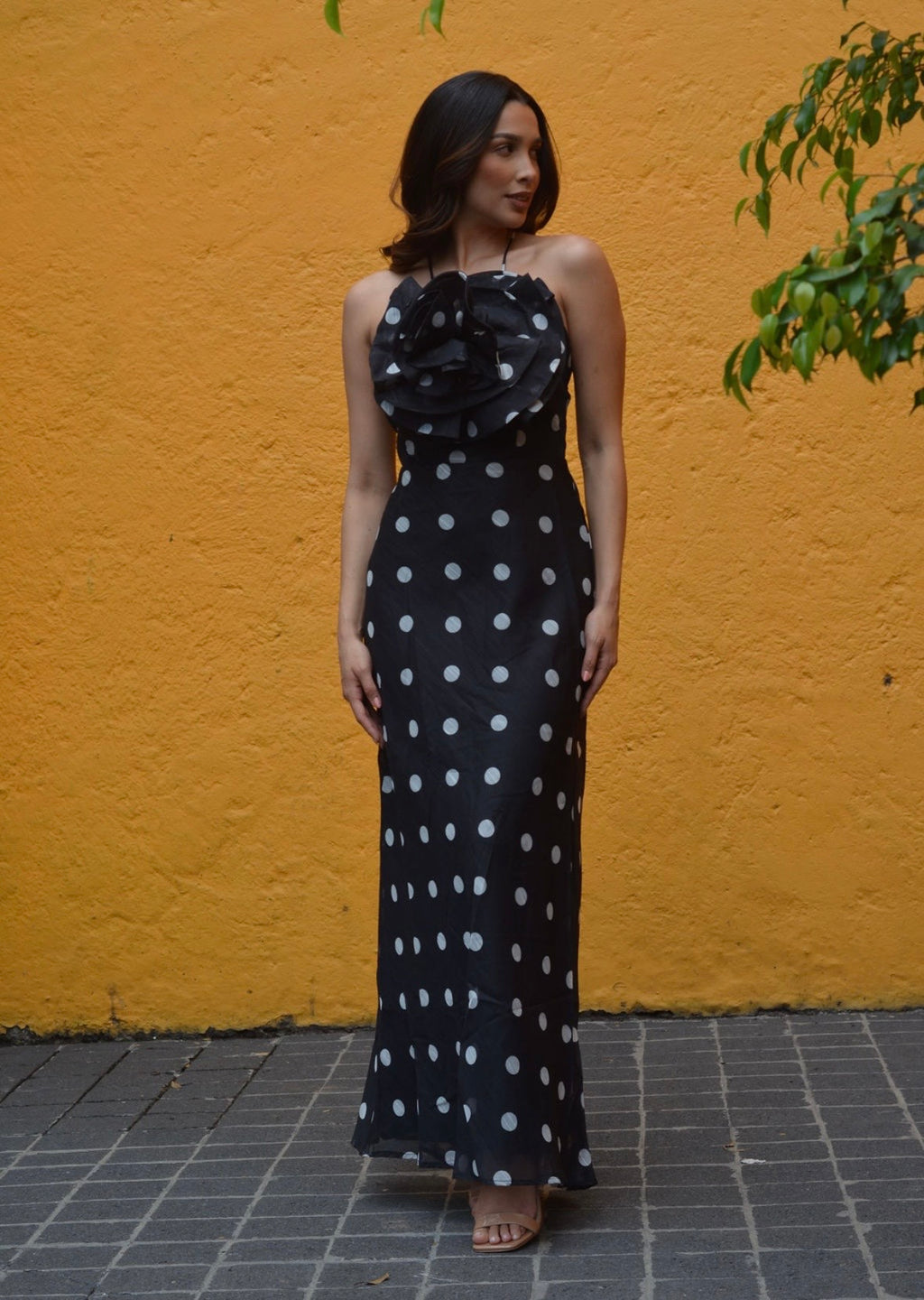 VESTIDO FLOR CON LUNARES