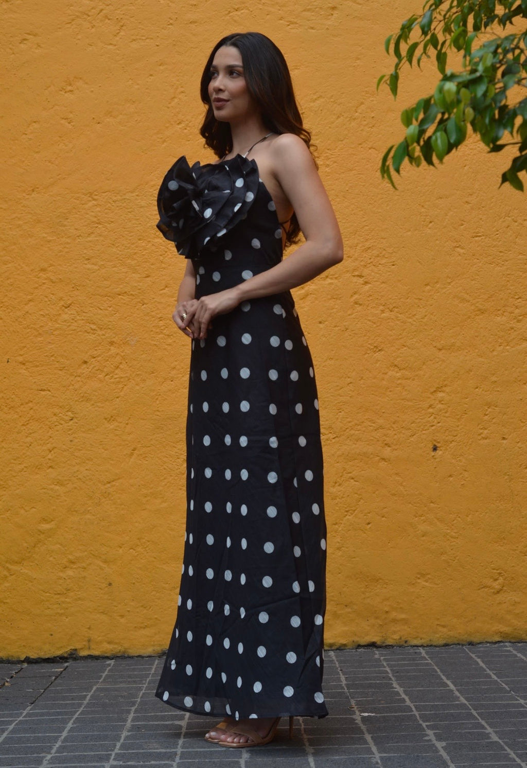 VESTIDO FLOR CON LUNARES