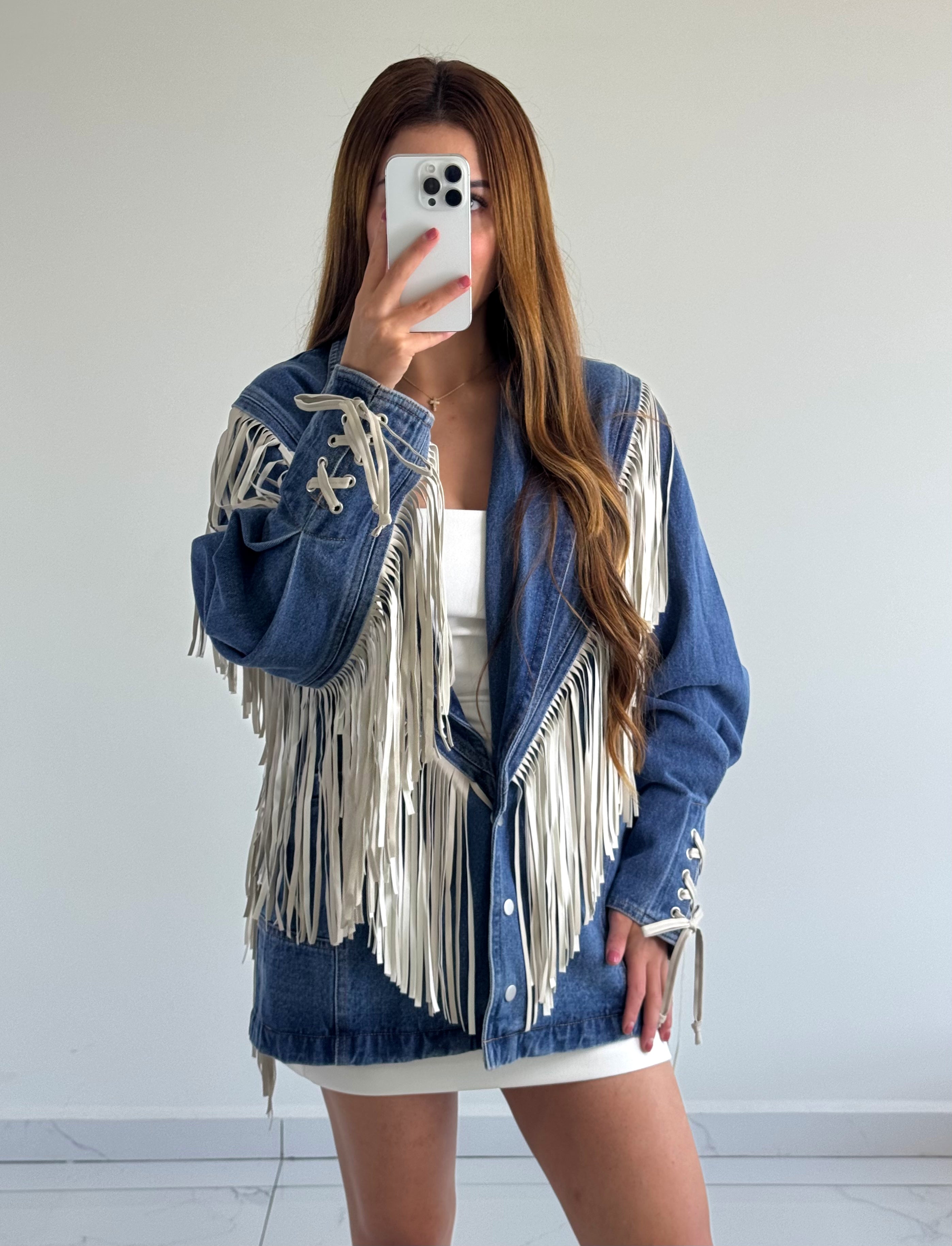 DENIM JACKET CON FLECOS