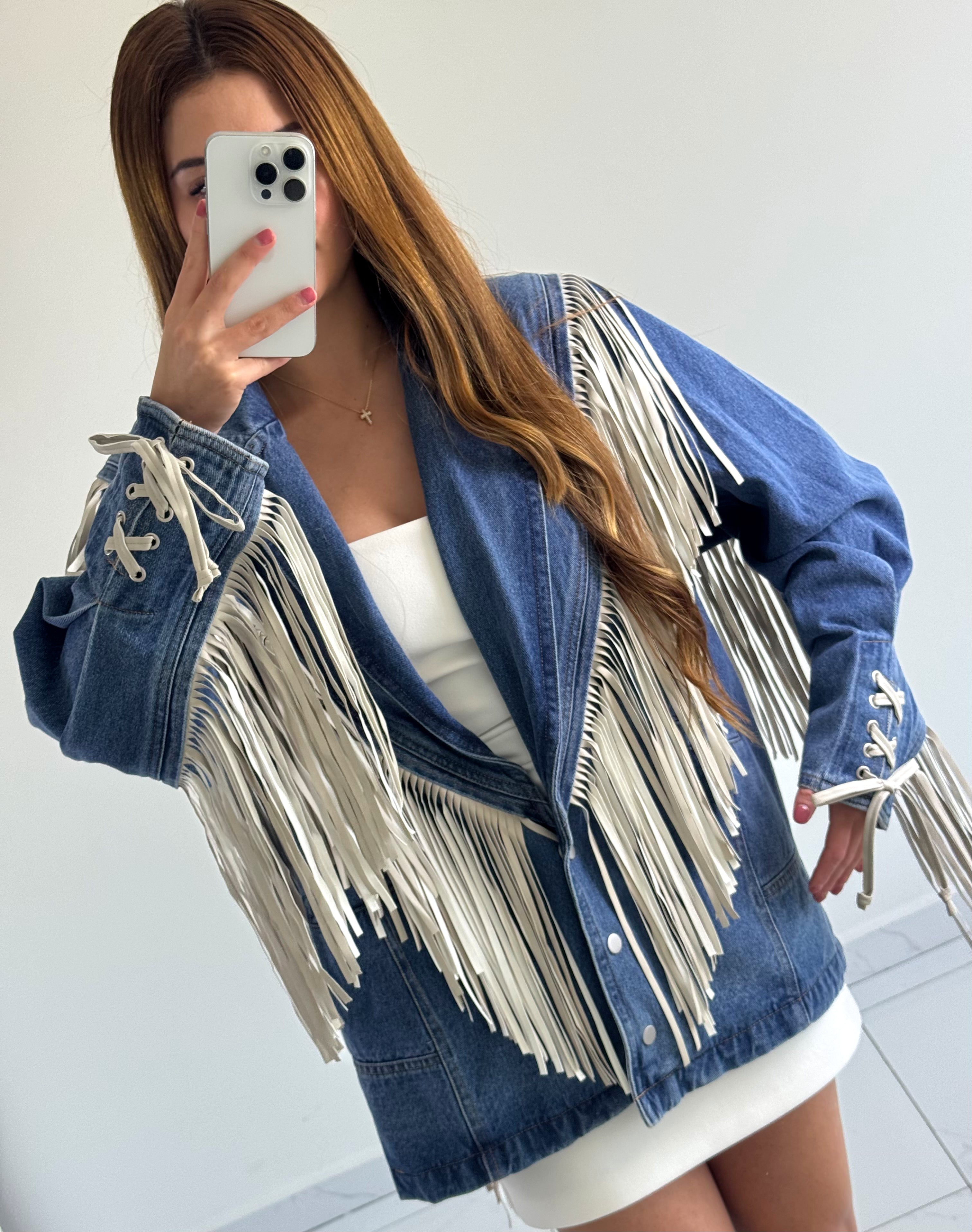 DENIM JACKET CON FLECOS