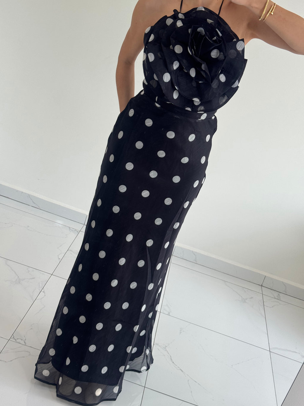 VESTIDO FLOR CON LUNARES