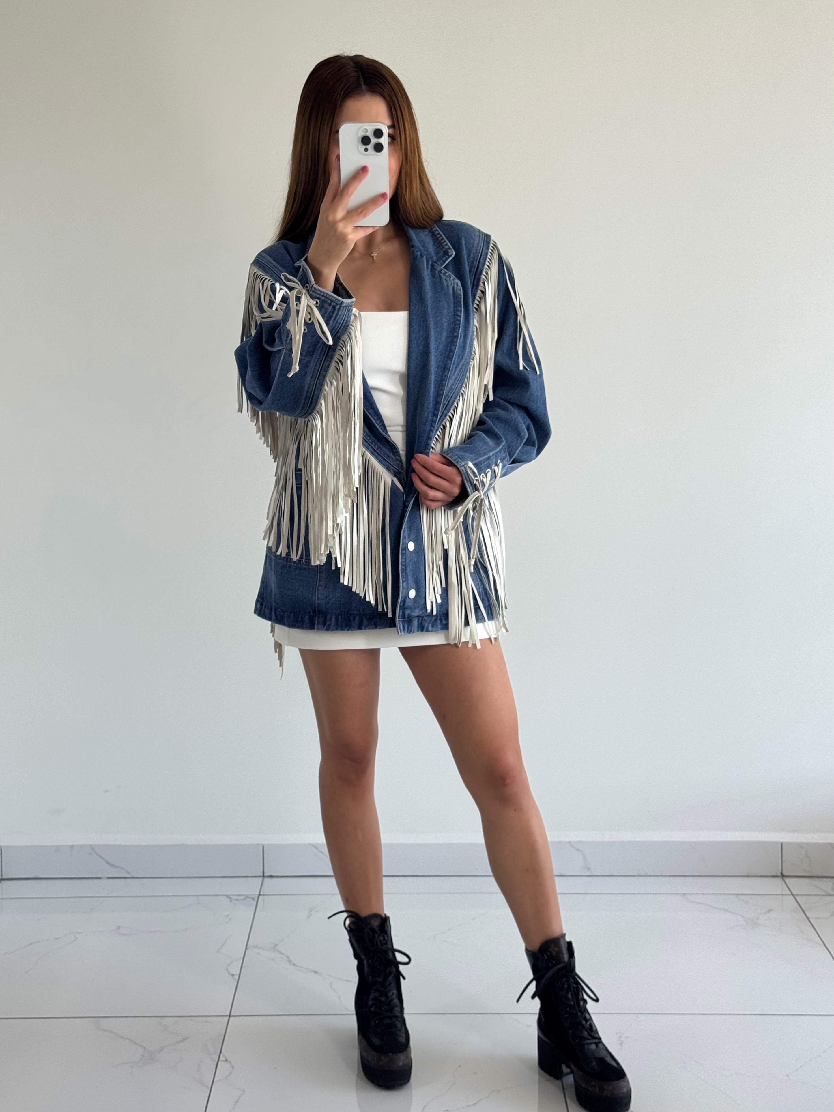 DENIM JACKET CON FLECOS